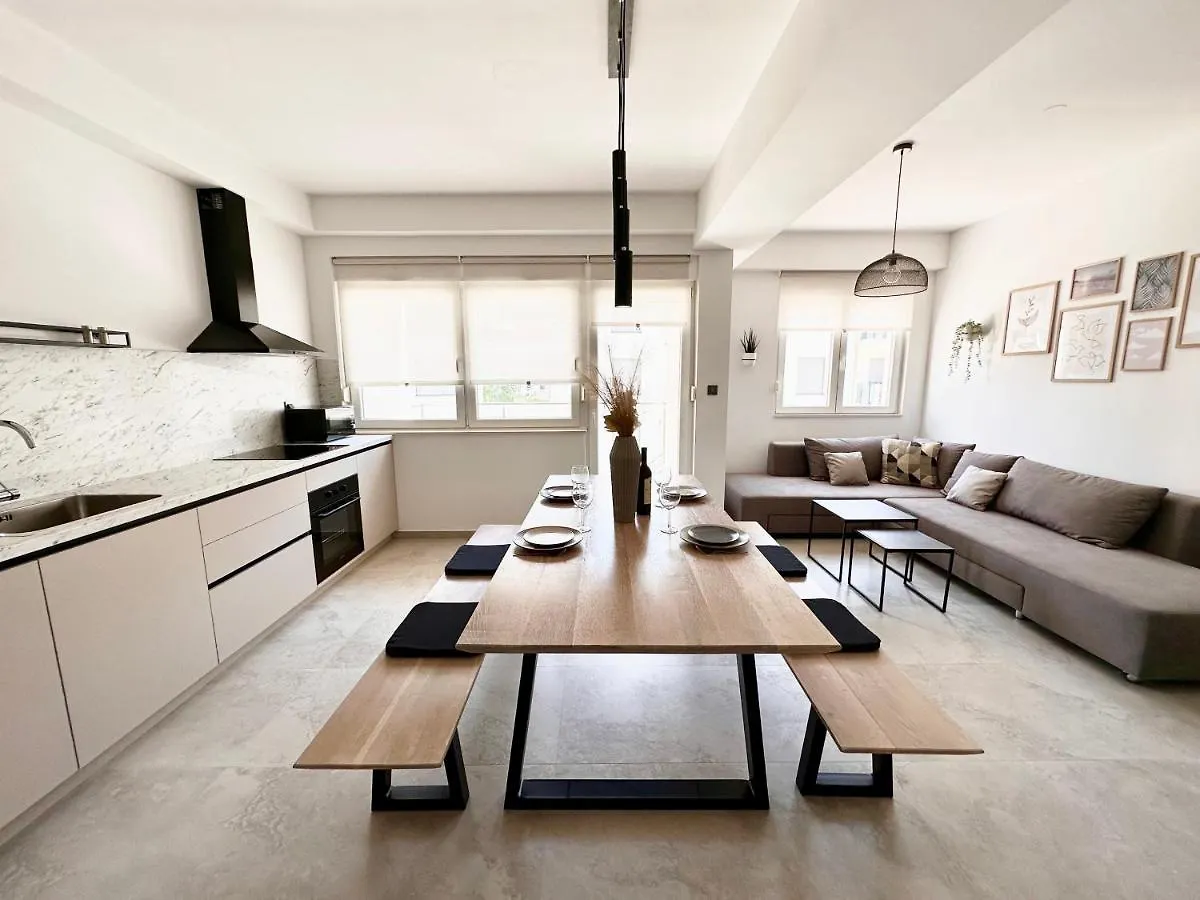 Clouds Apartments Ciovo - 20 Meters From Copacabana Beach Trogir