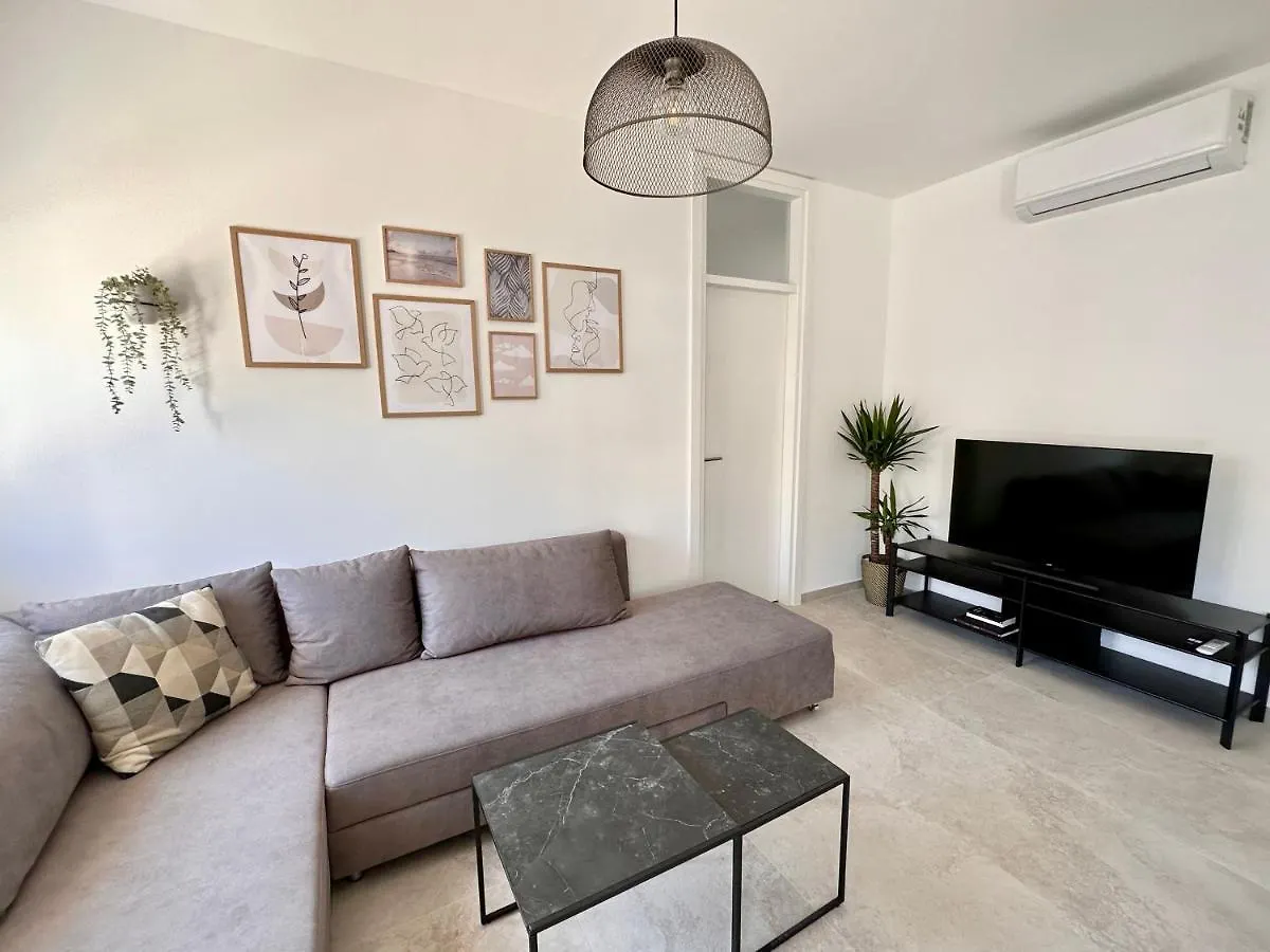 Clouds Apartments Ciovo - 20 Meters From Copacabana Beach Trogir