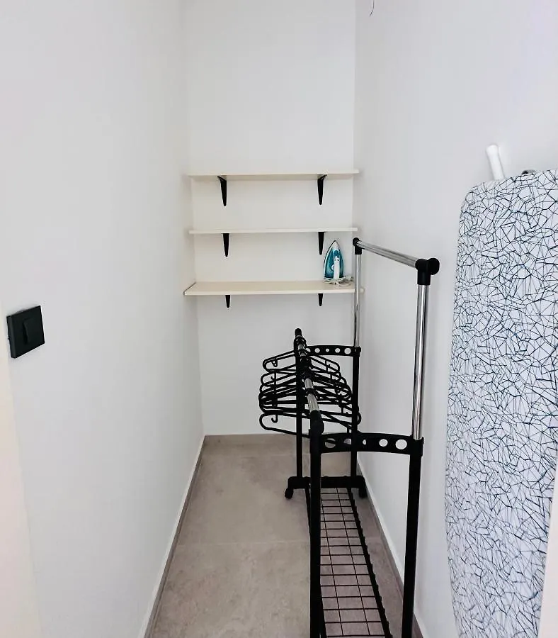Clouds Apartments Ciovo - 20 Meters From Copacabana Beach Trogir