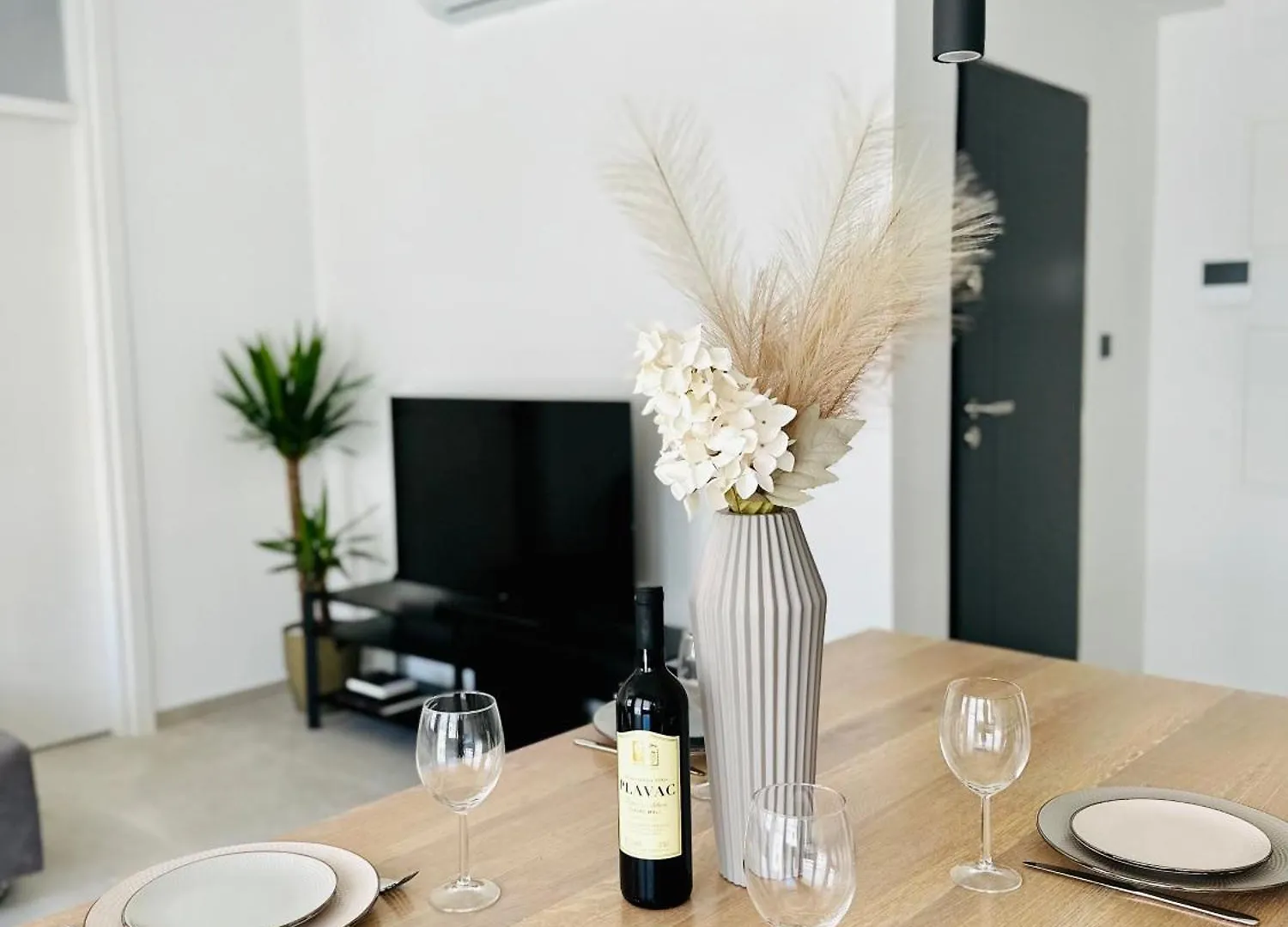 Clouds Apartments Ciovo - 20 Meters From Copacabana Beach Trogir 0*,  Croatia