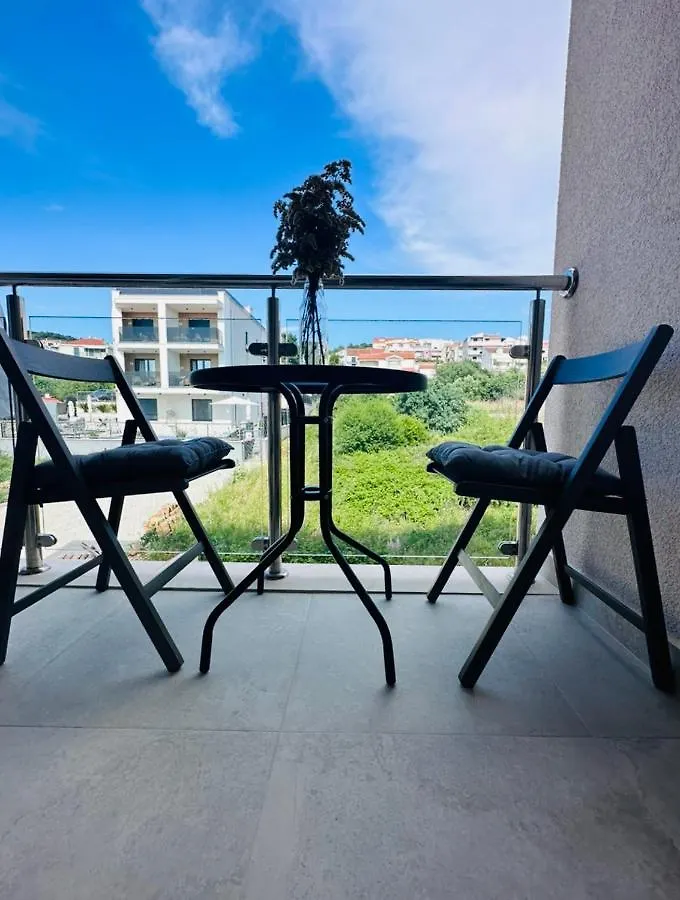 Clouds Apartments Ciovo - 20 Meters From Copacabana Beach Trogir